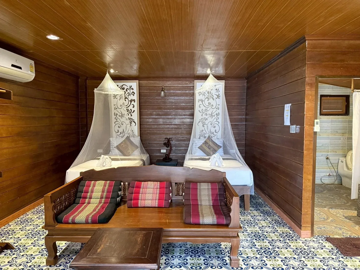 Bungalow Suite - Siam Hotel & Hostel, Koh Tao