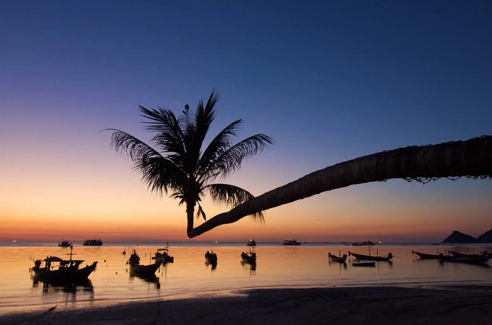 Sunset over Sairee Beach, Koh Tao, seen from Siam Hotel & Hostel