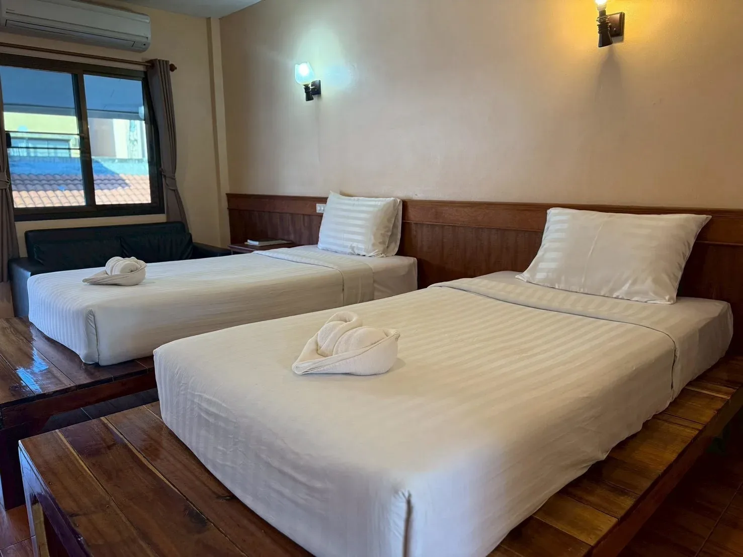 Premium Room - Siam Hotel & Hostel, Koh Tao
